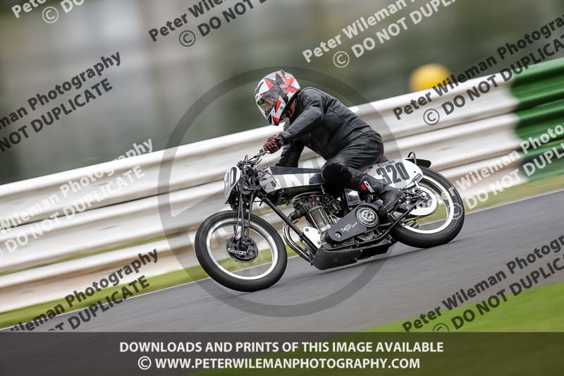 Vintage motorcycle club;eventdigitalimages;mallory park;mallory park trackday photographs;no limits trackdays;peter wileman photography;trackday digital images;trackday photos;vmcc festival 1000 bikes photographs